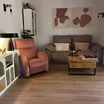Meninas بيت للعطل *